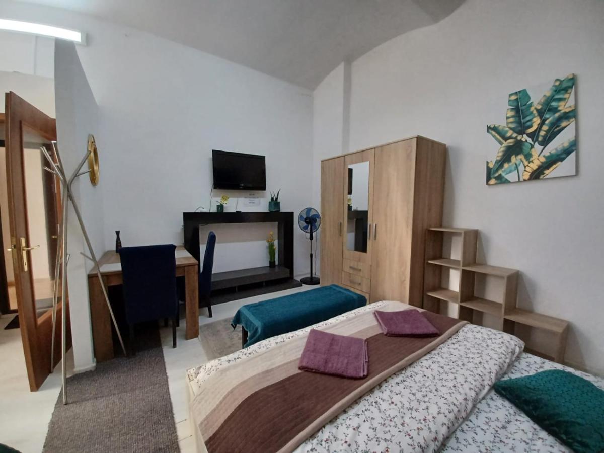 Studio Republicii Apartamento Braşov Exterior foto